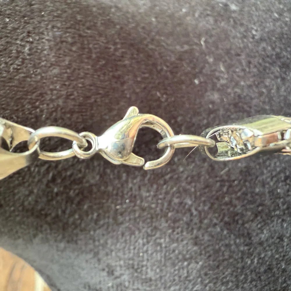 Elegant Lavender Necktie‎ Silver and Gold Antique Bee Pendant Necklace